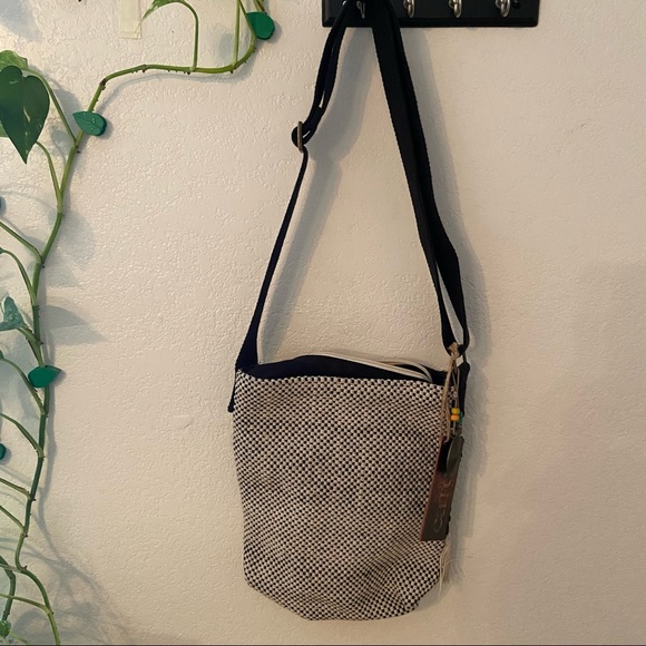 Handbag - Picture 3 of 3